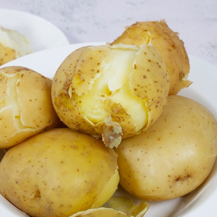 24년 수확 감자3kg 중크기(휴게소통구이용크기)